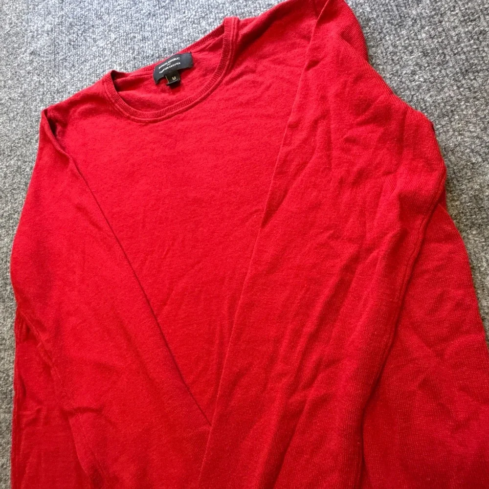 Preppy Banana Republic Forever Sweater Men M Red Crew Neck Cotton Rayon RN54023